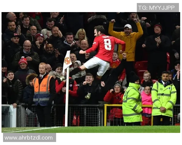 曼联2-1逆转胜狼队,索尔斯克亚盛赞球队顽强斗志